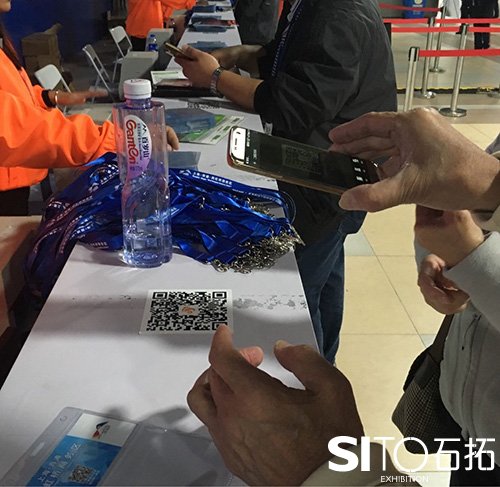 第十九屆中國工博會 體驗再升級:導(dǎo)航去展位 手機(jī)看直播